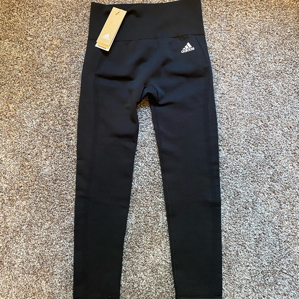 Adidas Women’s Black Workout Leggings 7/8 Crop Length Size Small NWT